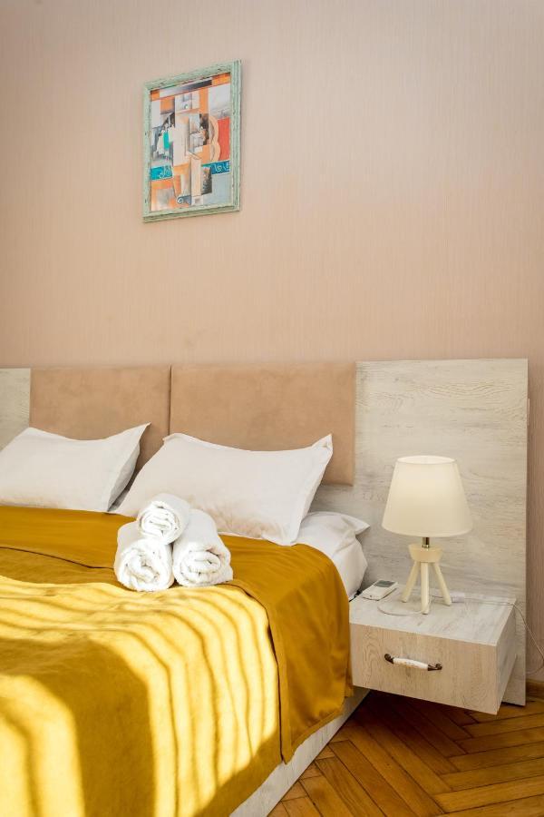 Hb Apartments Mari Brose Tbilisi Exterior photo