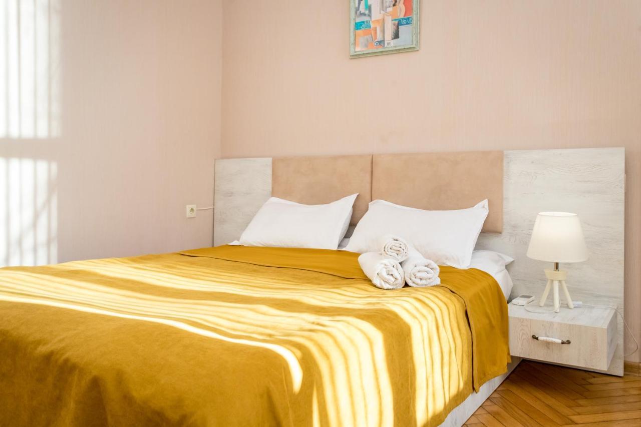 Hb Apartments Mari Brose Tbilisi Exterior photo