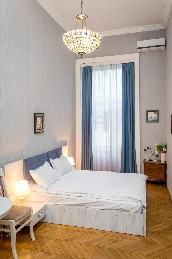 Hb Apartments Mari Brose Tbilisi Exterior photo